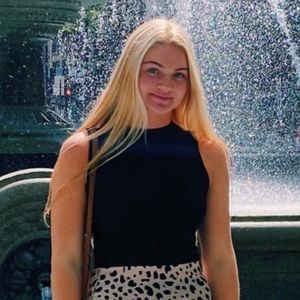 Meet your Posher, Emma